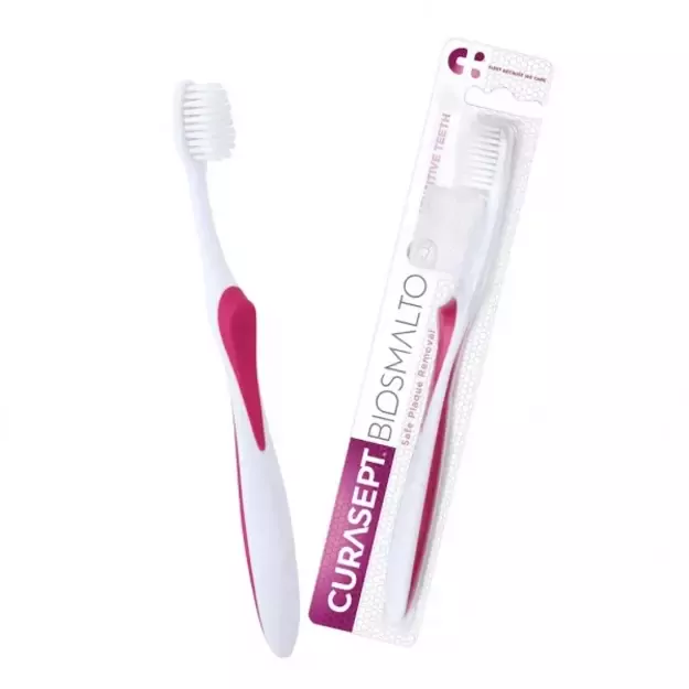 Dantų šepetėlis prailgintais šereliais, CURASEPT Biosmalto sensitive teeth jautrių dantų valymui, 1 vnt