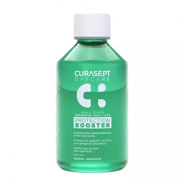 Skalavimo skystis CURASEPT Daycare Booster Herbal Invasion, mėtų ir žolelių skonio, 250 ml